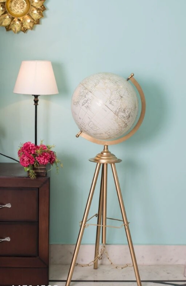 RIZIK STORE Gorgeous Iron White ShowPieces & Collectibles - Twin Extra Large, White, Iron, Pack of1